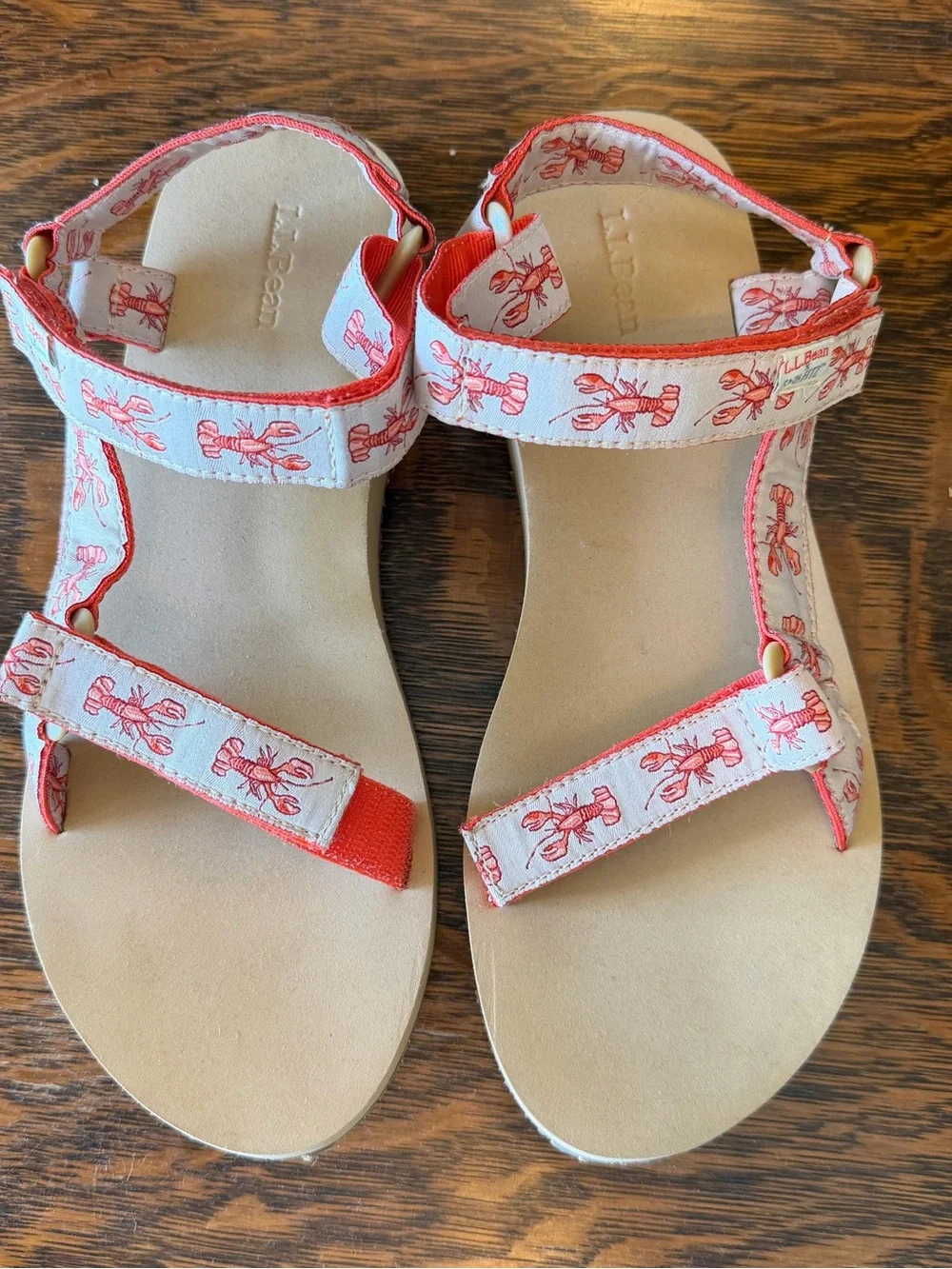 Women’s L.L. Bean Lobster-Print Strap Sandals in Coral & Cream, Size 10, NWOT